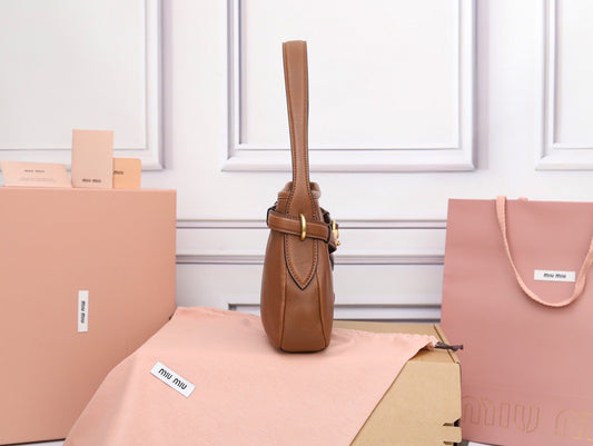 (Premium Quality) Miu Miu Leather Buckle Detail Shoulder Bag