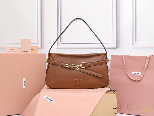 (Premium Quality) Miu Miu Leather Buckle Detail Shoulder Bag