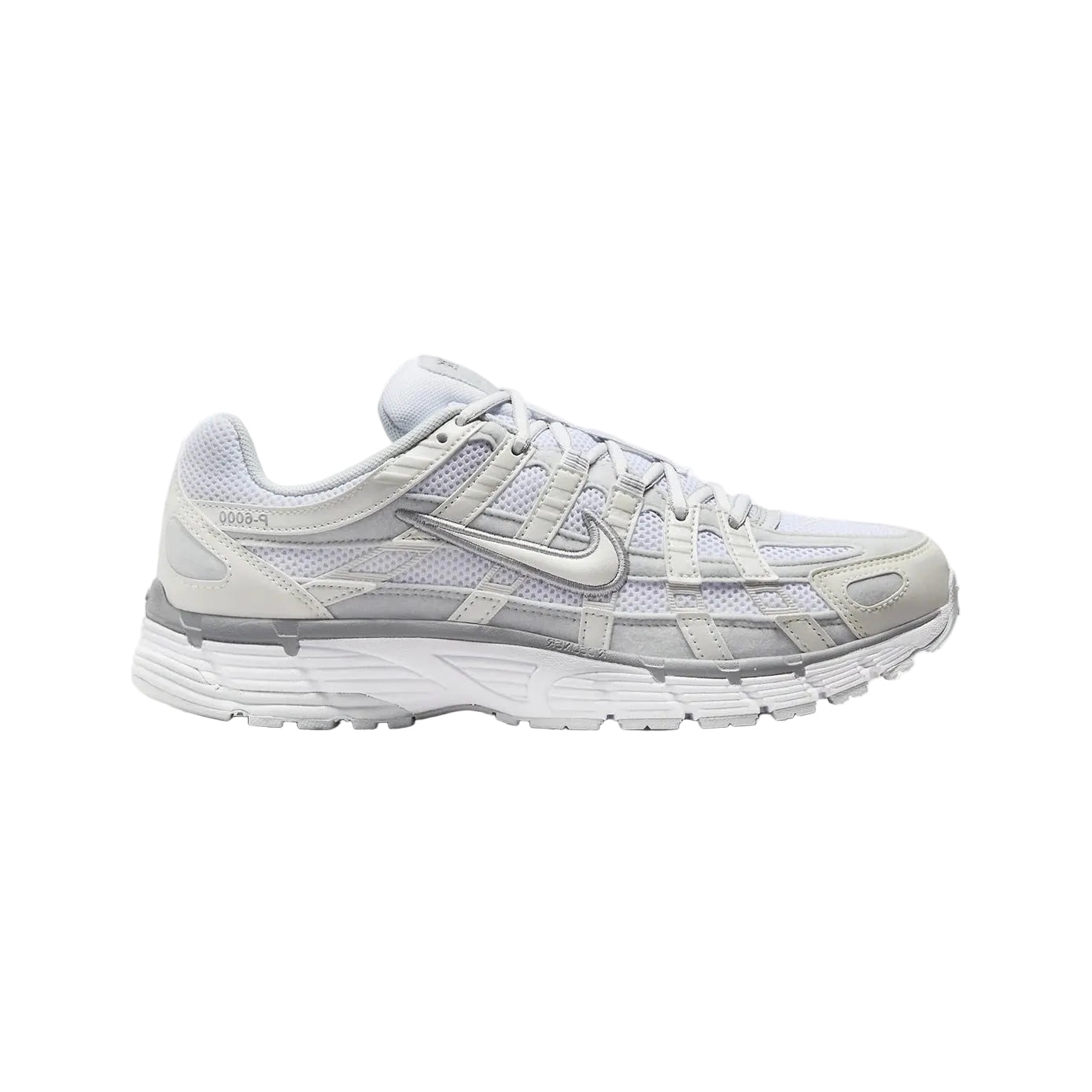 NIKE P6000