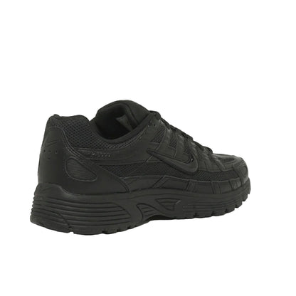 NIKE P6000